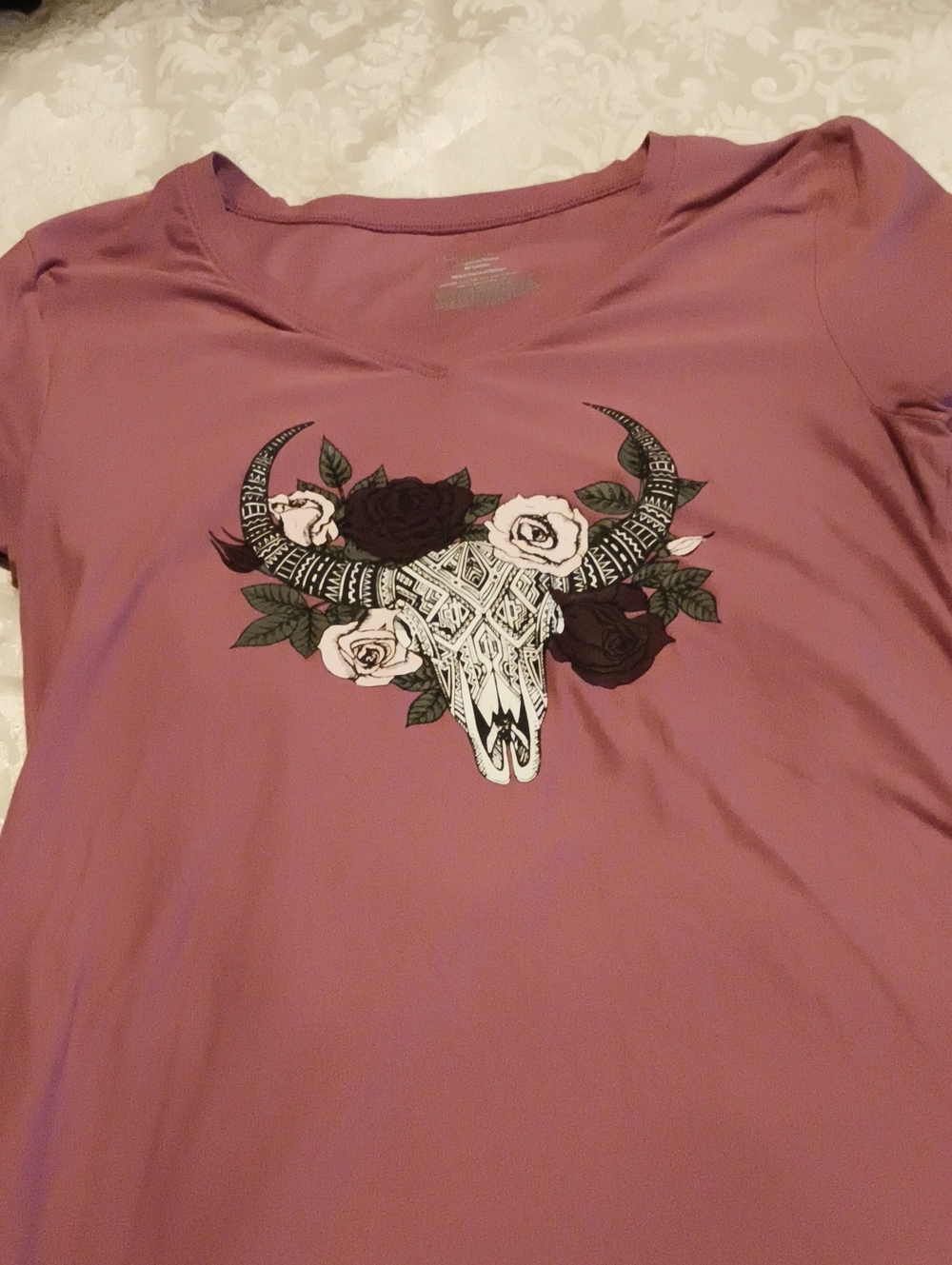No Boundaries Mauve Short-Sleeve Tee with Floral Skull Graphic